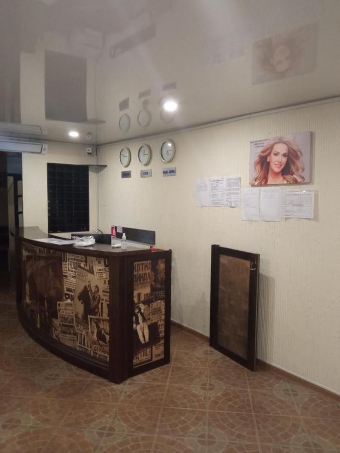 Готель Ім Олександра Довженка Ніка Kiev Extérieur photo